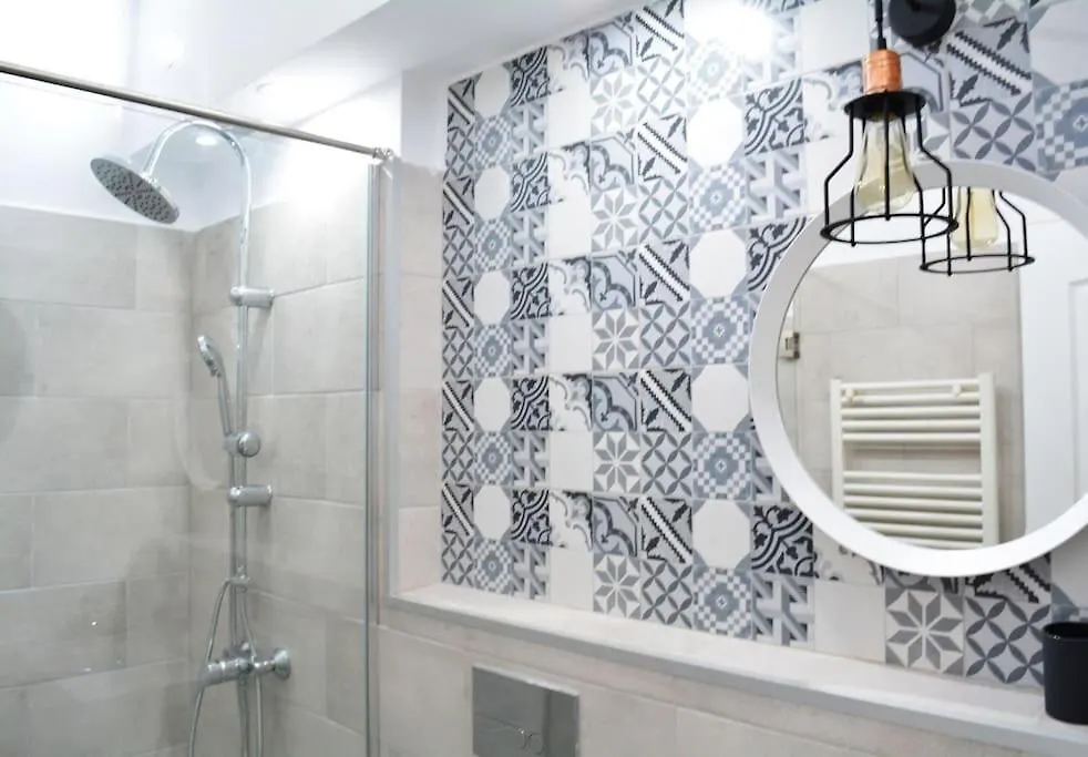 Apartamento 2 Bdr / Cozy Ap Near Old Town Bucarest